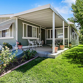 Home Featured Image with Porch and Lawn